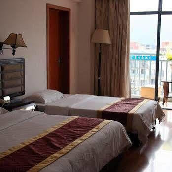 Green Bamboo Hotel Guilin Esterno foto